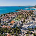 Lazarica Penthouse Apartment *