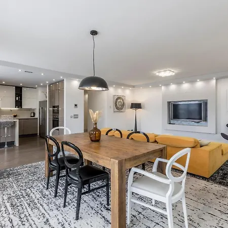아파트 Lazarica Penthouse 스플리트