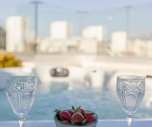 Lazarica Penthouse דירה
