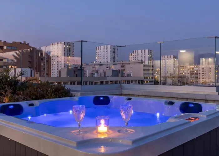 Lazarica Penthouse דירה *