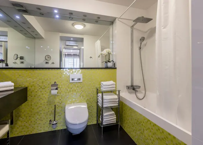 Lazarica Penthouse * ספליט