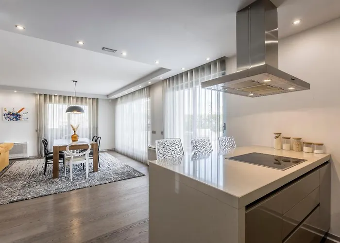דירה Lazarica Penthouse ספליט